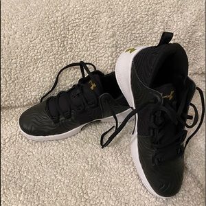 Boys Under Armour basketball shoes